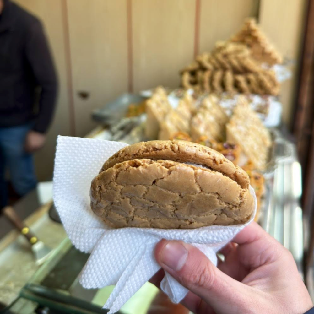Walnut Macaron at Rigaro